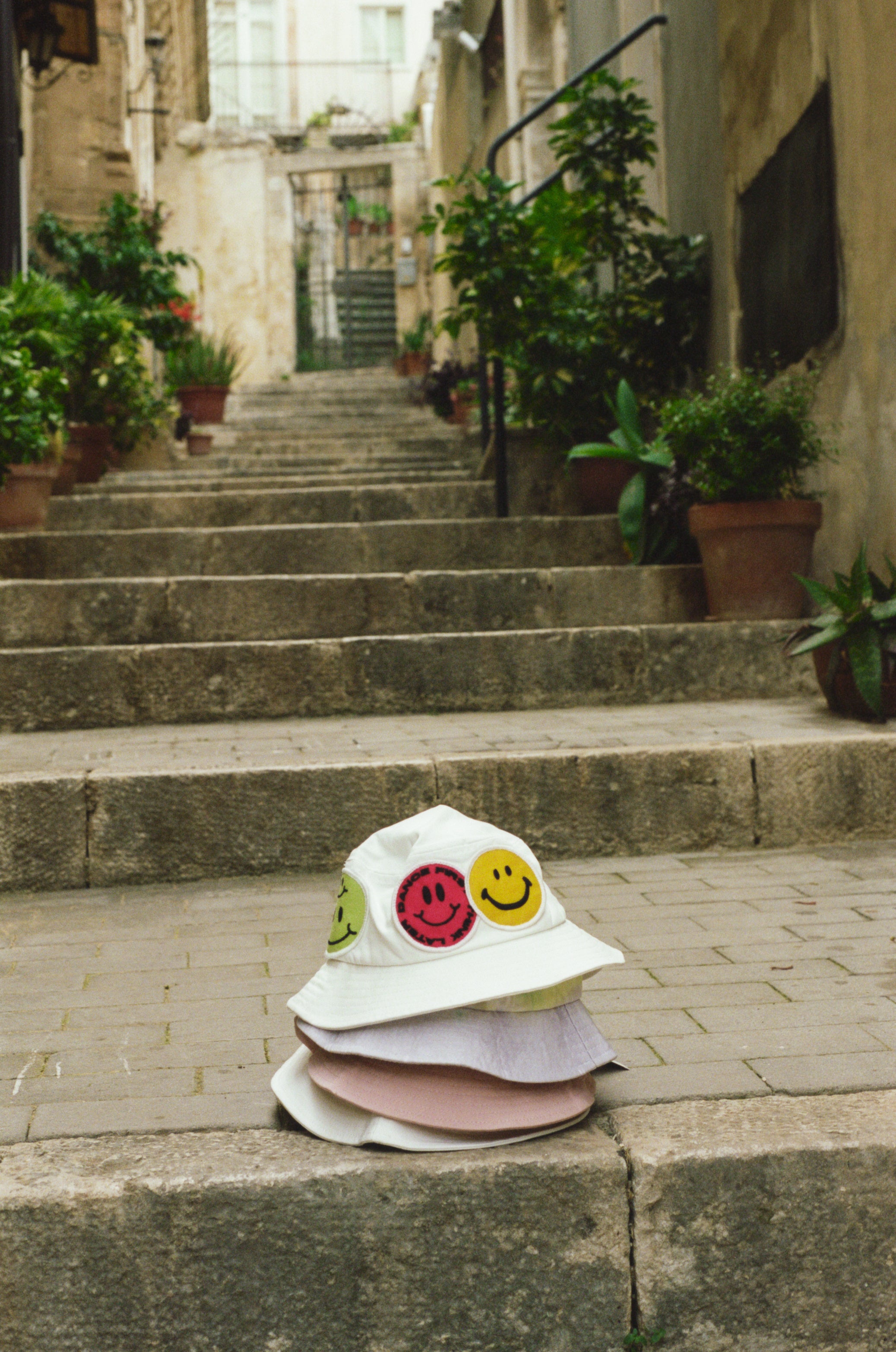 Rave Smiley Bucket Hat